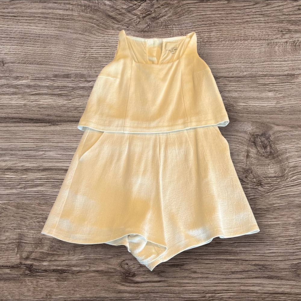 Greylin Creamy White Sleeveless Linen Blend Shorts Romper Size XS